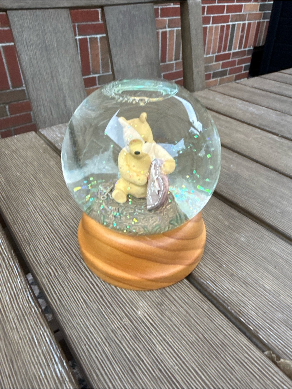 Disney Classic Pooh Winnie the Pooh Michel & Company Snow Globe